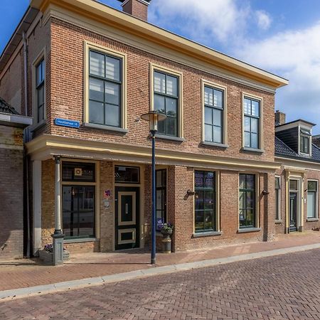 Unieke Bed En Breakfast Met Historisch Verhaal In Ferwert Ferwerd エクステリア 写真
