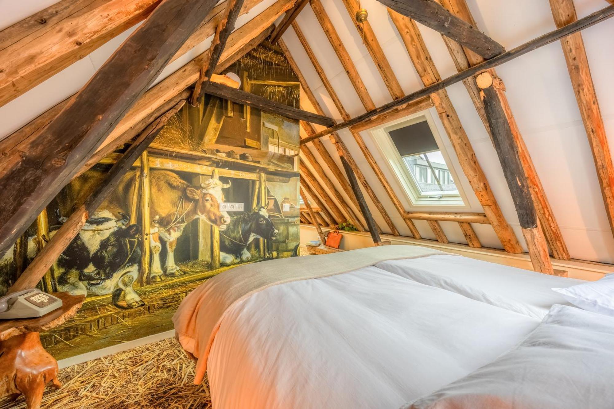 Unieke Bed En Breakfast Met Historisch Verhaal In Ferwert Ferwerd エクステリア 写真