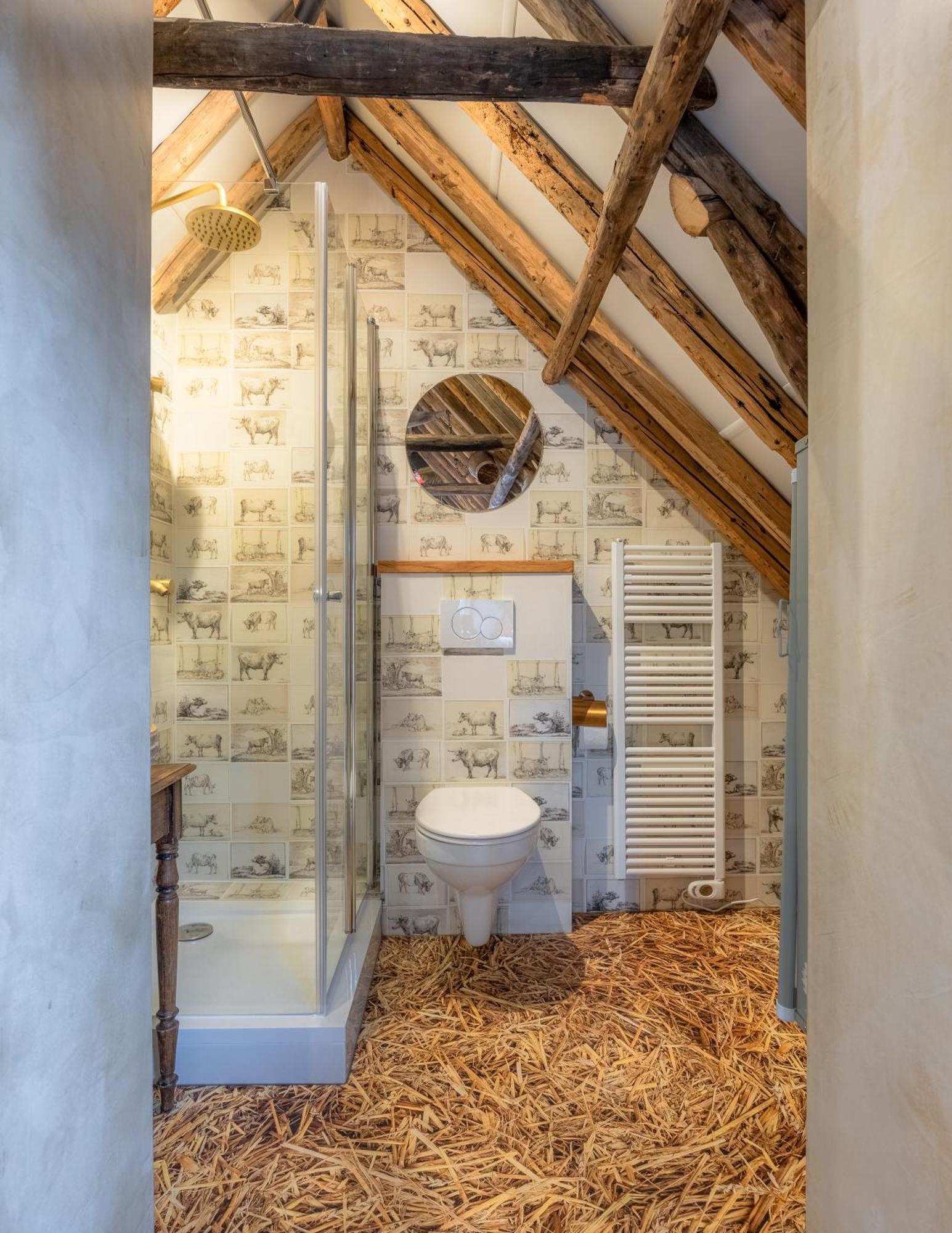 Unieke Bed En Breakfast Met Historisch Verhaal In Ferwert Ferwerd エクステリア 写真