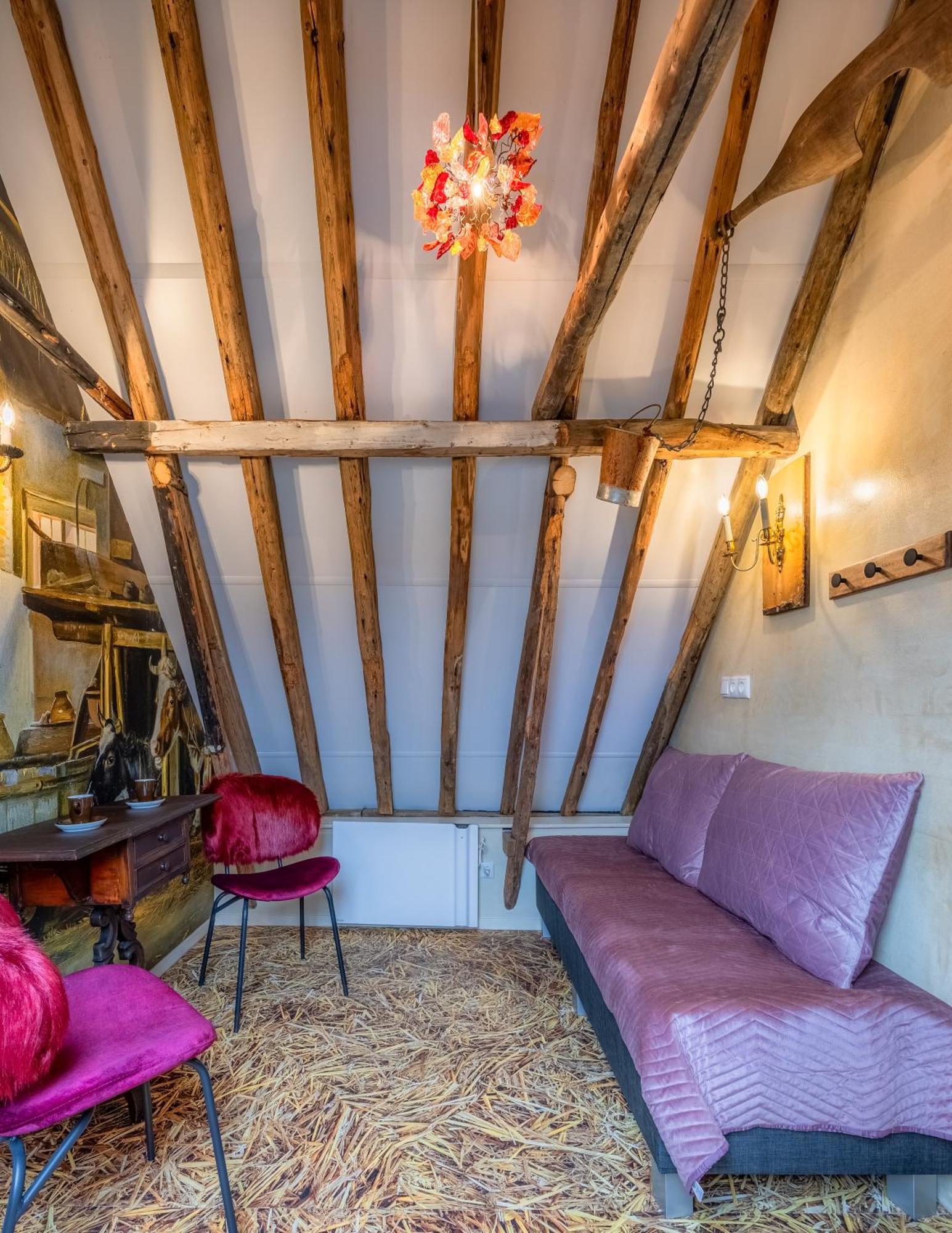 Unieke Bed En Breakfast Met Historisch Verhaal In Ferwert Ferwerd エクステリア 写真